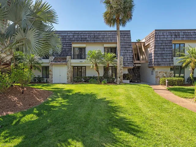 106 Wilderness DR # 236, NAPLES FL 34105