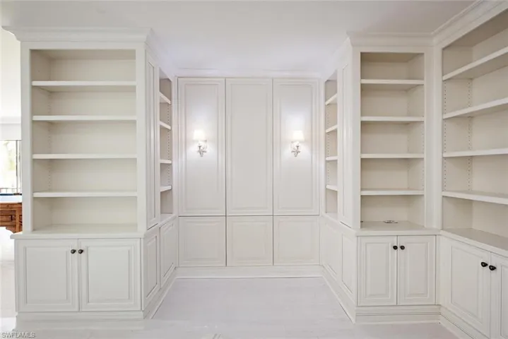 Built in shelving in the sitting room
