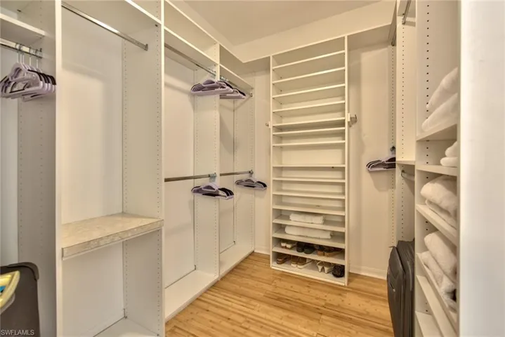 1705 Marsh Run, Naples, Florida 34109