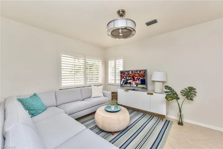 1705 Marsh Run, Naples, Florida 34109