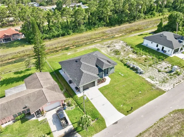 1118 Bari St E, Lehigh Acres, Florida 33974