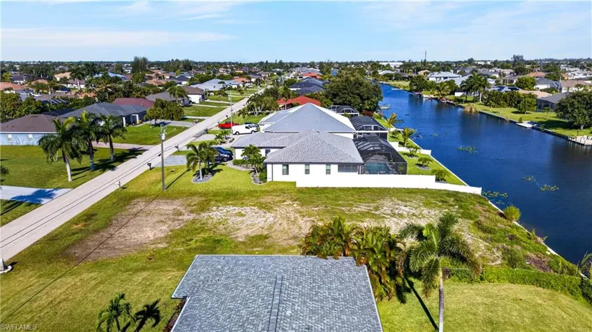 107 Sw 21st St, Cape Coral, Florida 33991