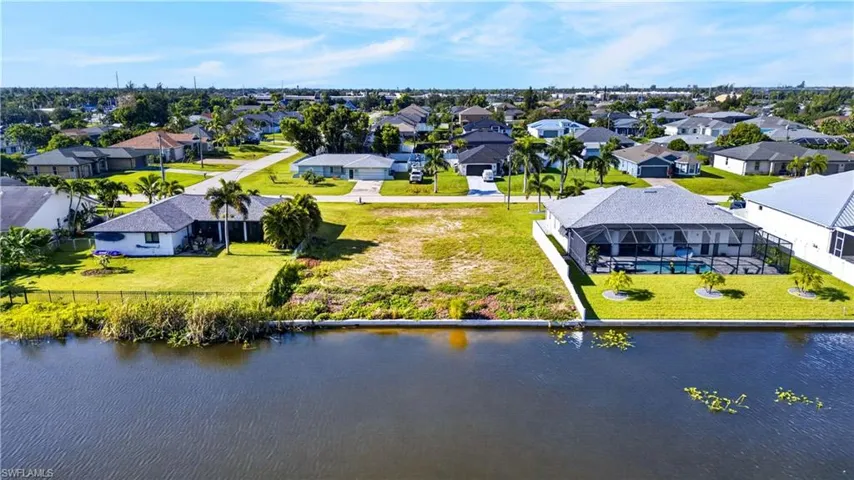 107 Sw 21st St, Cape Coral, Florida 33991