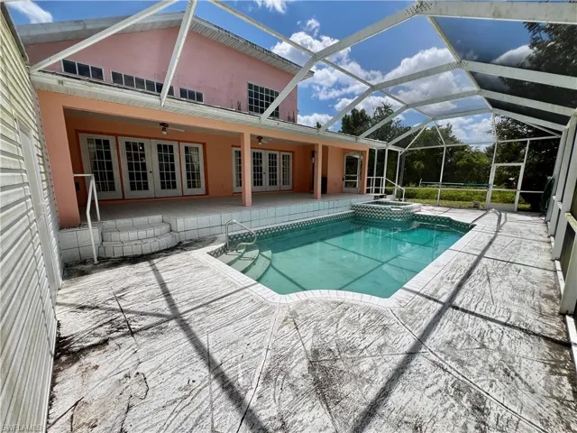 717 Bently St E, Lehigh Acres Fl 33974