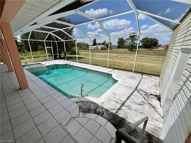 717 Bently St E, Lehigh Acres Fl 33974