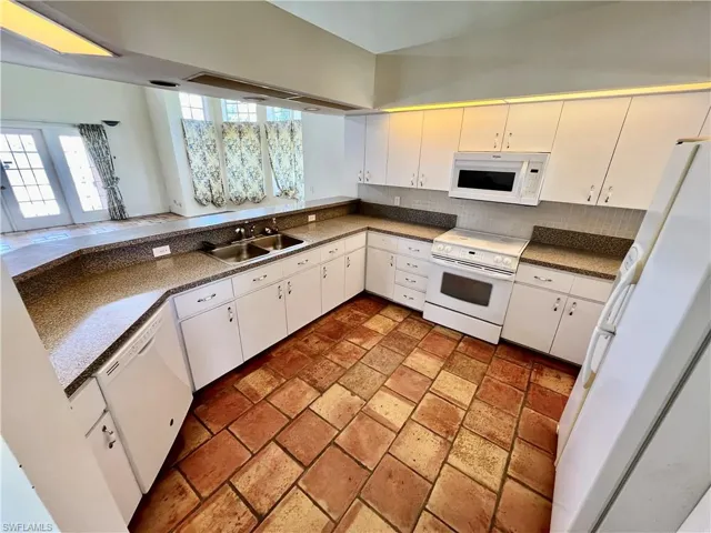 717 Bently St E, Lehigh Acres Fl 33974