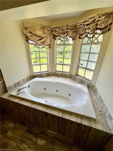 717 Bently St E, Lehigh Acres Fl 33974