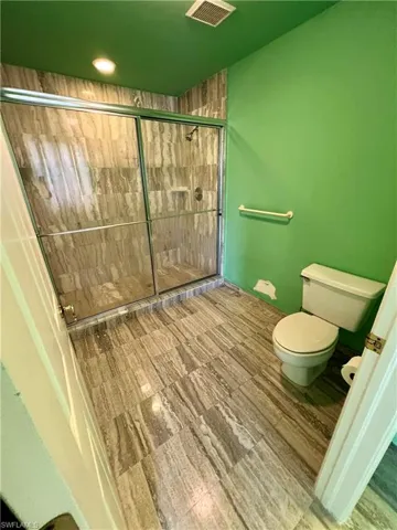 717 Bently St E, Lehigh Acres Fl 33974
