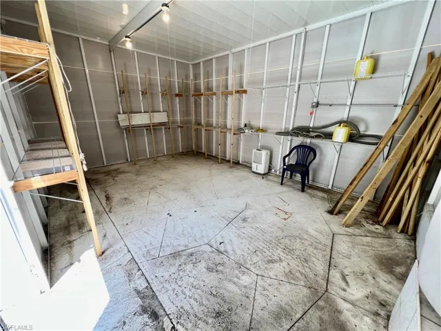 717 Bently St E, Lehigh Acres Fl 33974