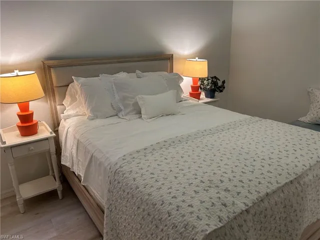 7048 S Pelican Bay Blvd # 105, Naples, Florida 34108