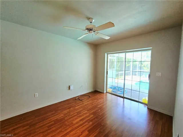 Guest bedroom with private entrance to the pool area