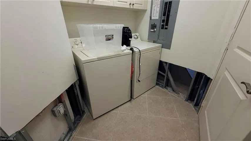 5781 Cape Harbour Dr 810, Cape Coral, Florida 33914