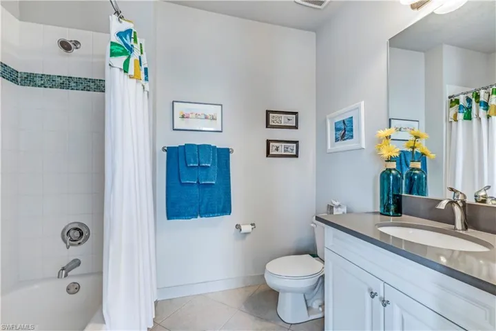 2nd Bathroom