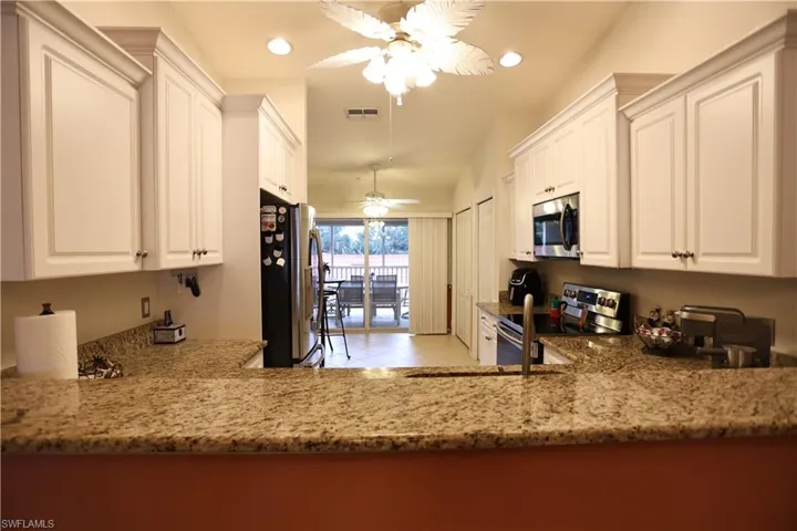 2770 Cypress Trace Cir 2423, Naples, Florida 34119