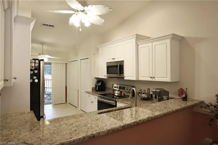 2770 Cypress Trace Cir 2423, Naples, Florida 34119
