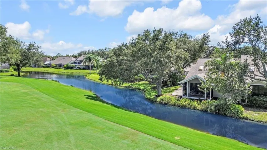 34  Water Oaks  WAY, Naples, FL 34105