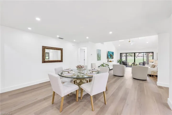 34  Water Oaks  WAY, Naples, FL 34105