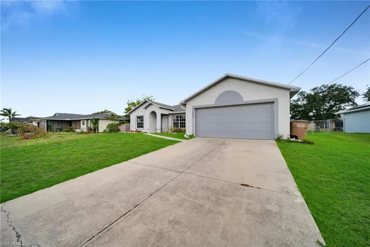 1502 Se 2nd Pl, Cape Coral, Florida 33990