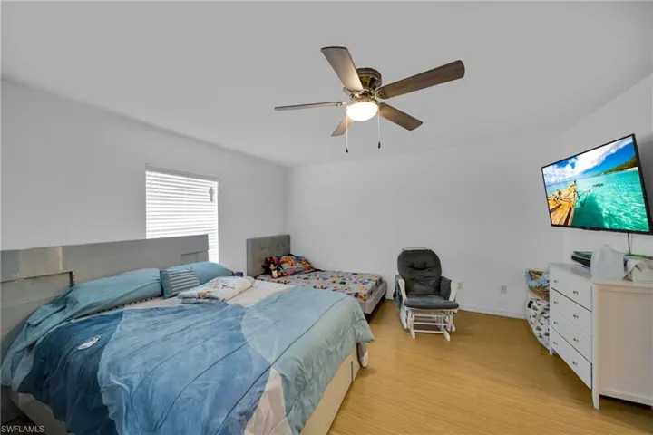 1502 Se 2nd Pl, Cape Coral, Florida 33990