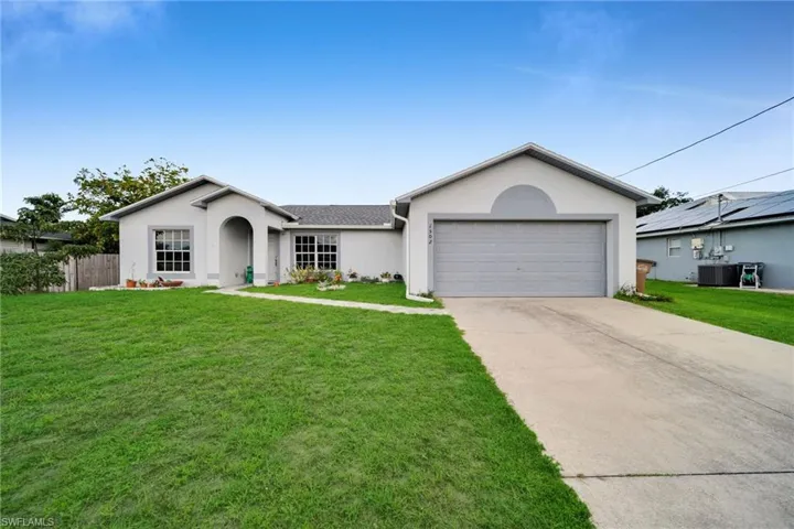 1502 Se 2nd Pl, Cape Coral, Florida 33990