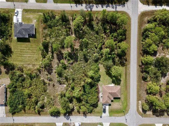 3216 41st St W, Lehigh Acres, Florida 33971