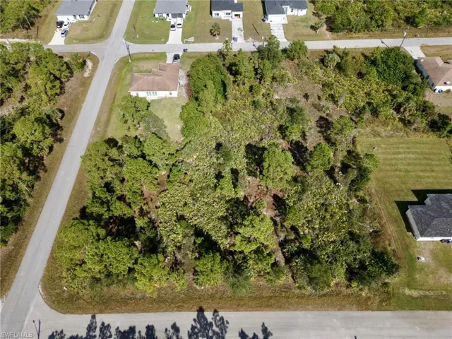 3216 41st St W, Lehigh Acres, Florida 33971