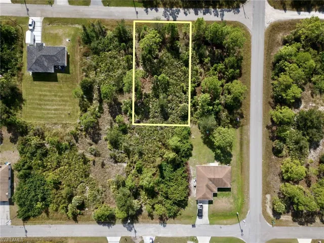 3216 41st St W, Lehigh Acres, Florida 33971