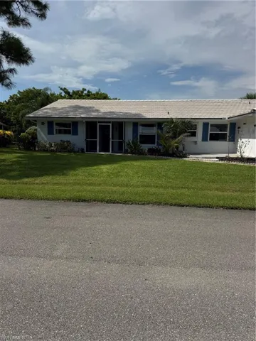30 Maui Cir 30, Naples, Florida 34112
