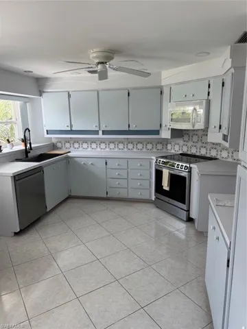 30 Maui Cir 30, Naples, Florida 34112