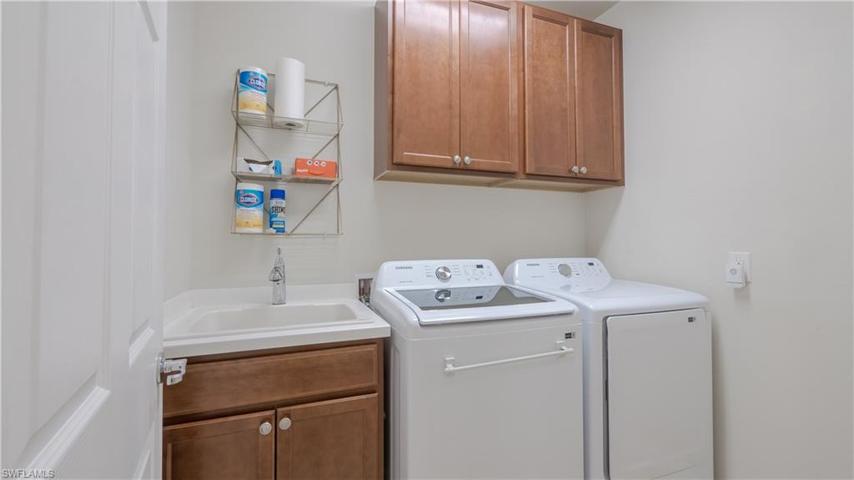 15013 Auk WAY, BONITA SPRINGS FL 34135