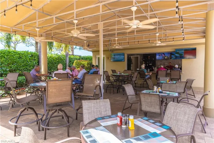 View of patio / terrace with ceiling fan