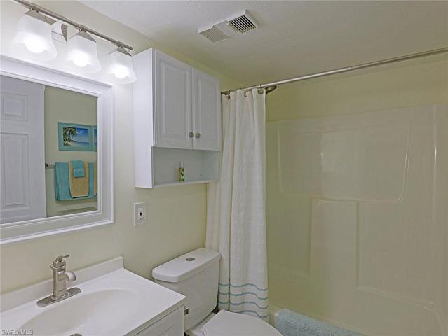 2121 Collier AVE # 118, FORT MYERS FL 33901