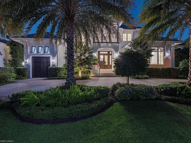 1675 Gordon Dr, Naples, Florida 34102