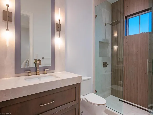 1675 Gordon Dr, Naples, Florida 34102