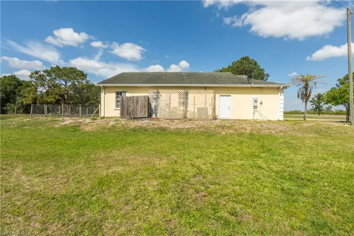 166 Pine Cone Ave, Montura Ranches, Florida 33440