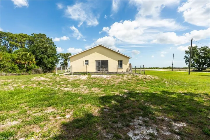 166 Pine Cone Ave, Montura Ranches, Florida 33440