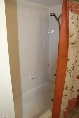 Bathroom with shower / bath combo