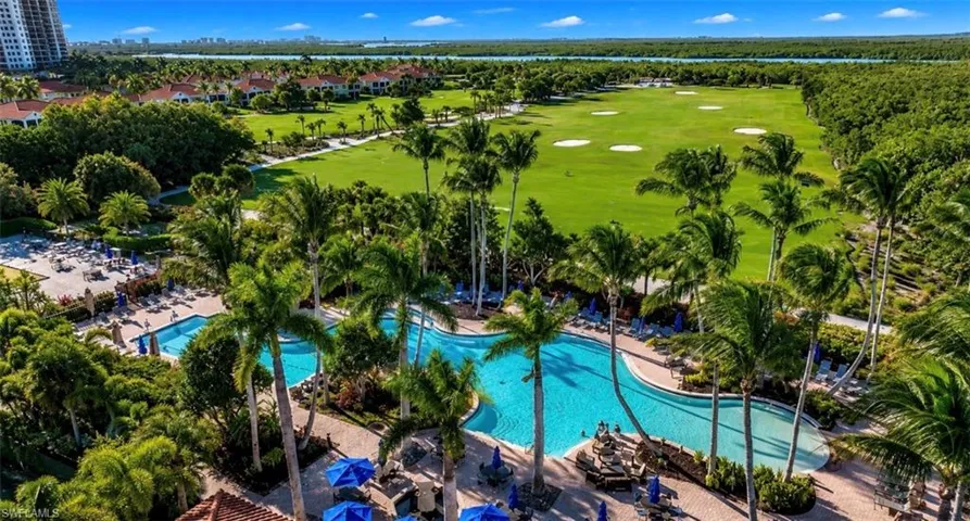 1277 Rialto Way 102, Naples, Florida 34114