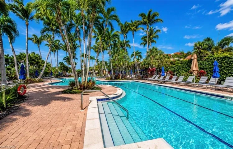 1277 Rialto Way 102, Naples, Florida 34114
