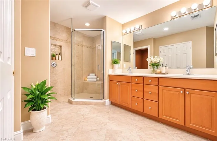 1277 Rialto Way 102, Naples, Florida 34114