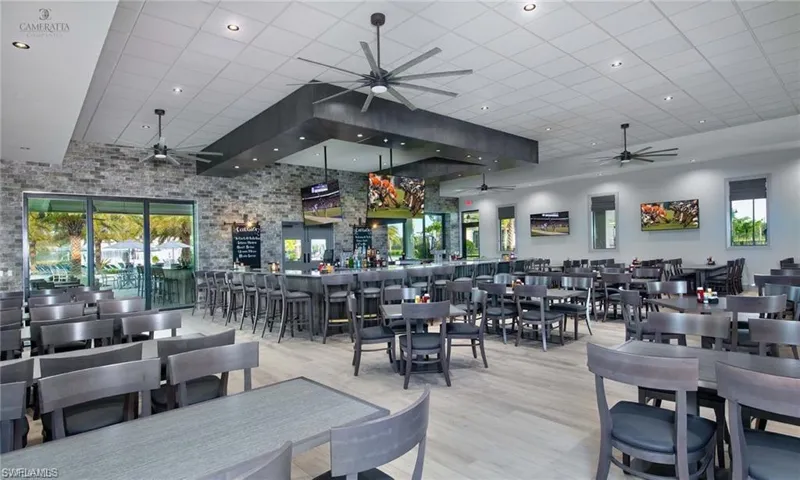 Indoor/outdoor Barefoot Restaurant and Bar