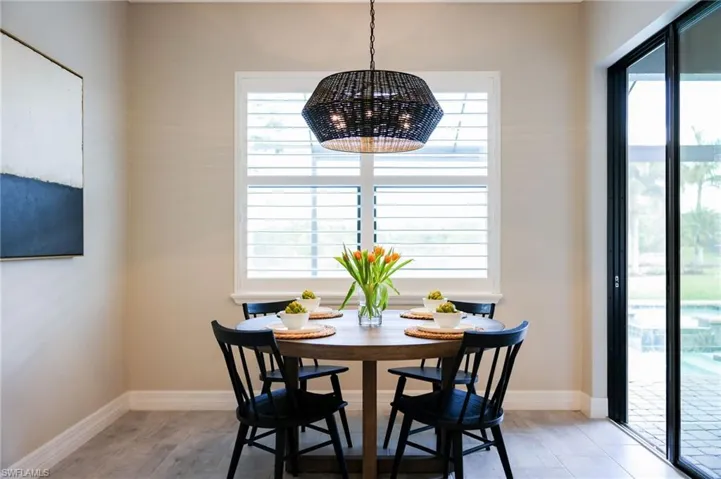 Eat in kitchen