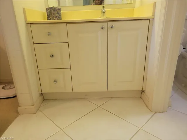 5932  Cranbrook  WAY, Naples, FL 34112