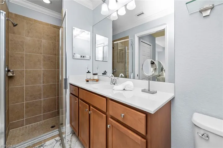 9723  Acqua  CT, Naples, FL 34113