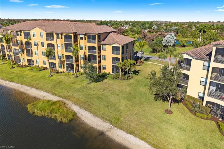 9723  Acqua  CT, Naples, FL 34113