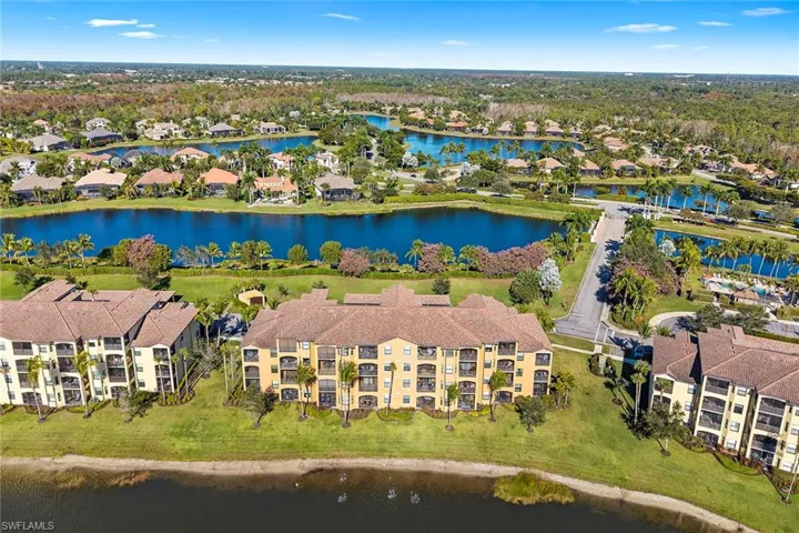 9723  Acqua  CT, Naples, FL 34113