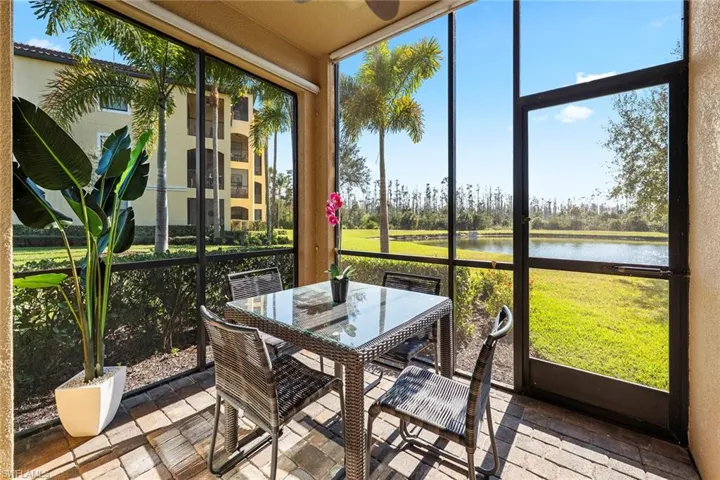 9723  Acqua  CT, Naples, FL 34113