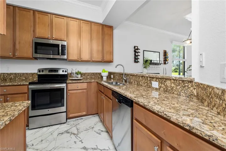 9723  Acqua  CT, Naples, FL 34113