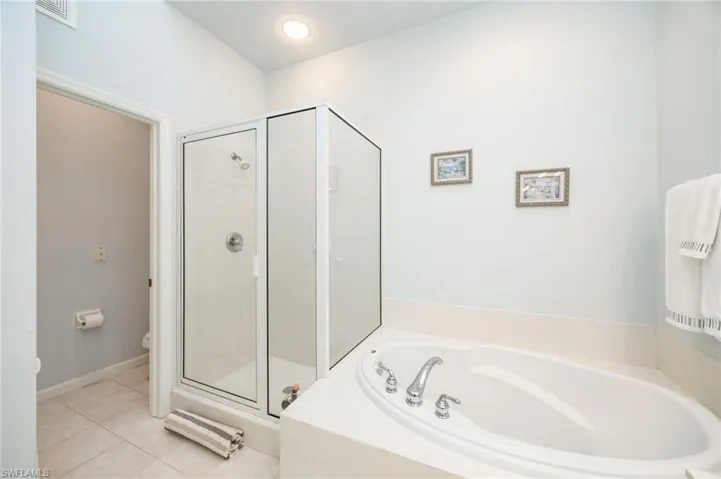 14515 Grey Fox Run 110, Naples, Florida 34110