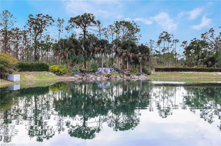 14515 Grey Fox Run 110, Naples, Florida 34110